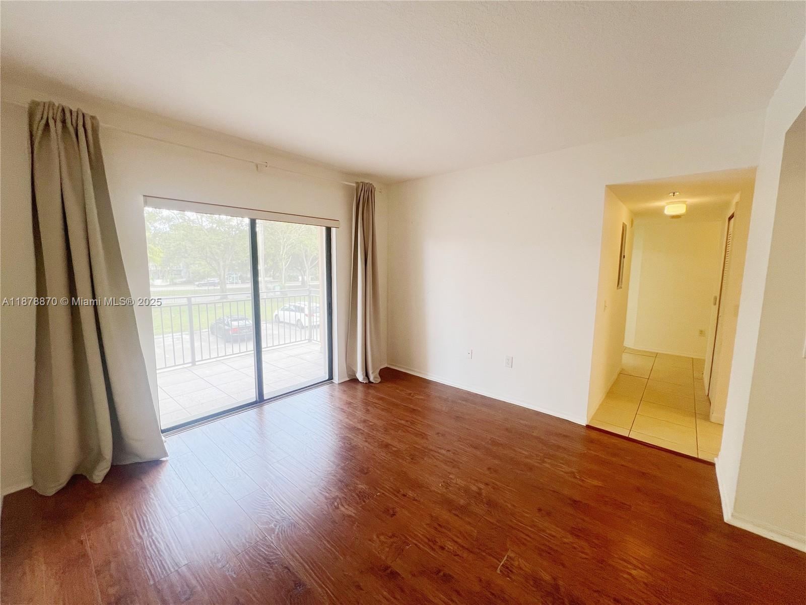 KEYSTONE COURTS CONDO - Residential