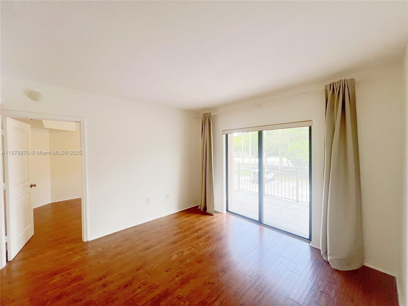 KEYSTONE COURTS CONDO - Residential