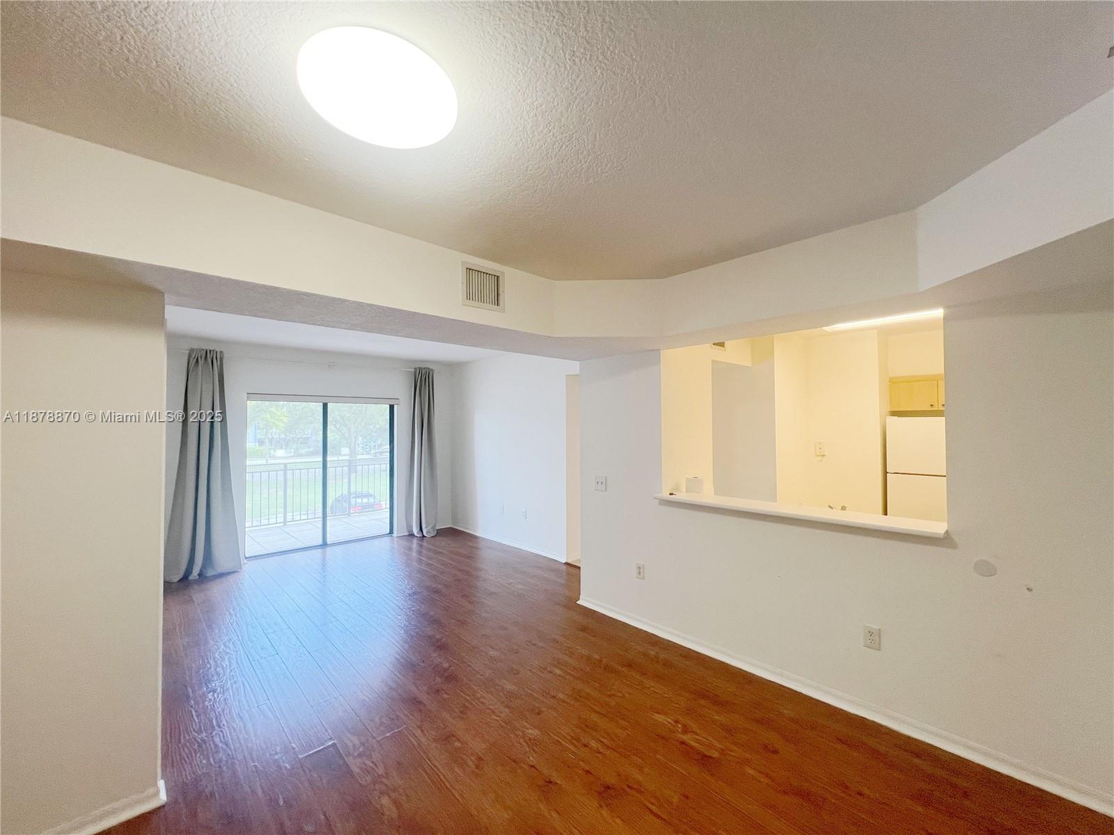 KEYSTONE COURTS CONDO - Residential