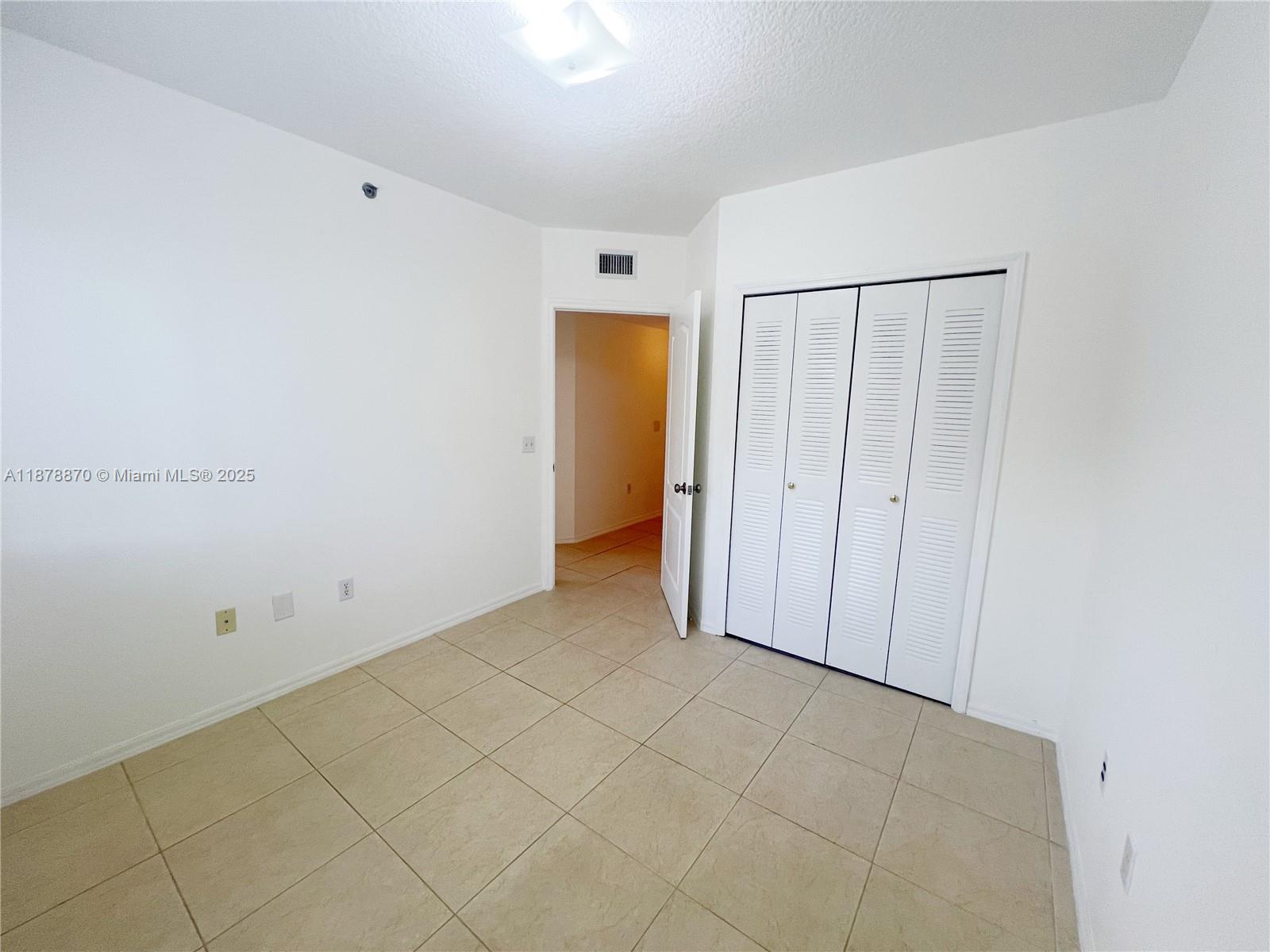KEYSTONE COURTS CONDO - Residential