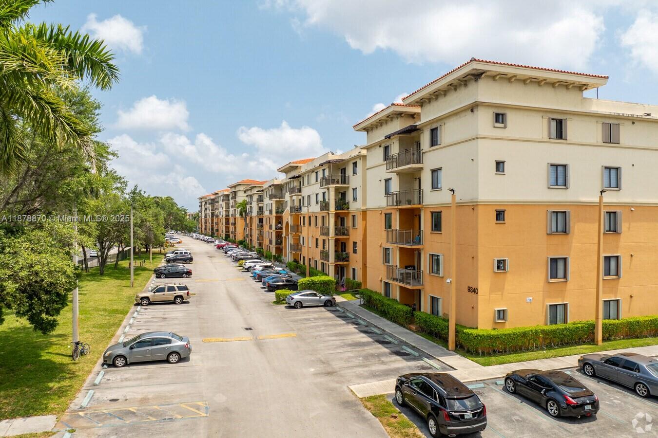 KEYSTONE COURTS CONDO - Residential
