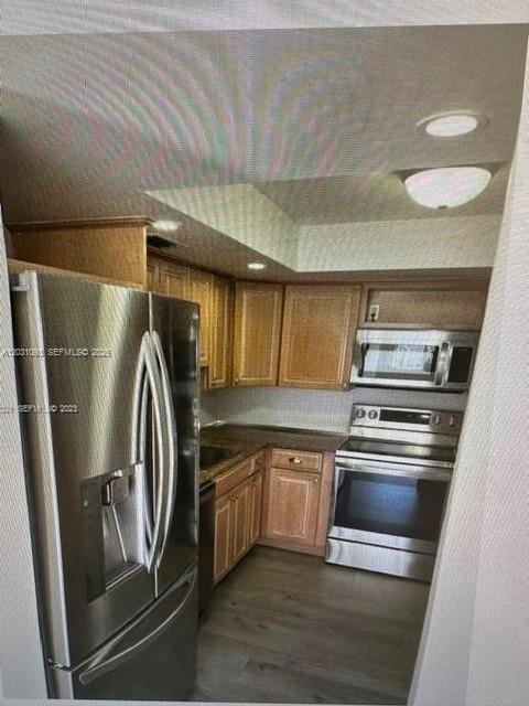 BAYSHORE PLACE CONDO - Residential