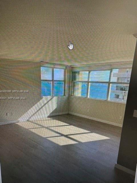 BAYSHORE PLACE CONDO - Residential