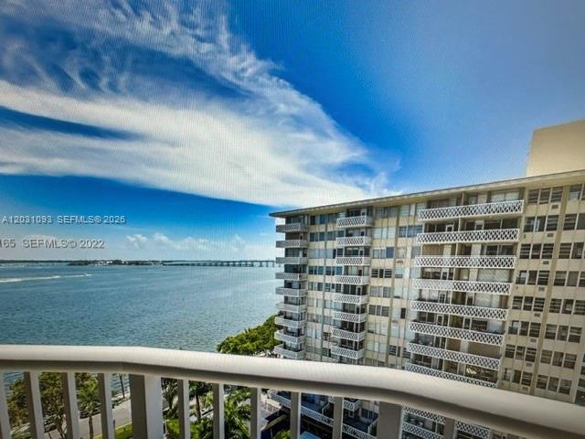 BAYSHORE PLACE CONDO - Residential