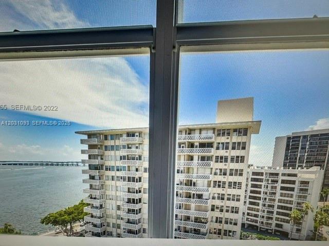 BAYSHORE PLACE CONDO - Residential