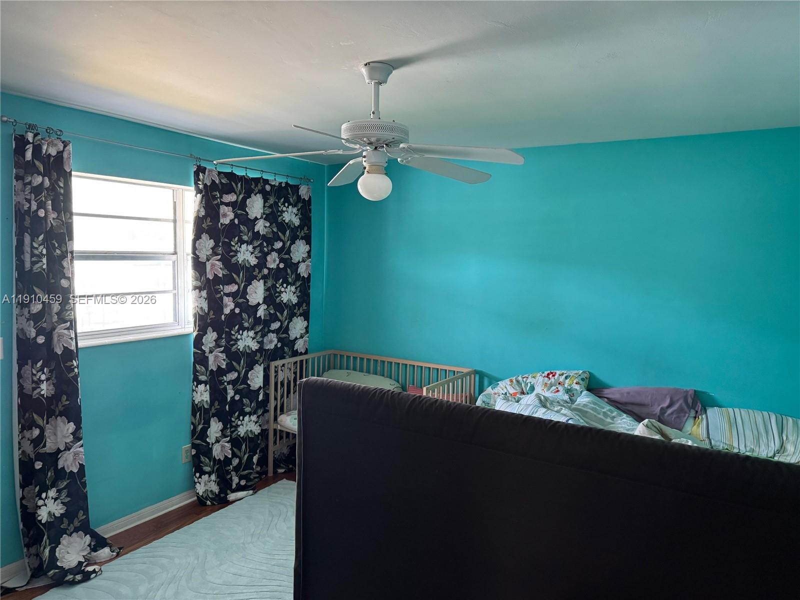 AMAZING UNIT!!! CLOSE TO THE BEACH AND ALL RESTAURANTS. There is a laundry facility on site with storage. One assigned parking space. Close to Hollywood beach and boardwalk. Close to i95/tri-rail station. Walk to Hollywood library and city hall, restaurants shopping and entertainment. Can be rented at any time. Association has limited reserves Must be 25% down. VERY LOW MAINTENANCE!!! EASY TO SHOW!!!