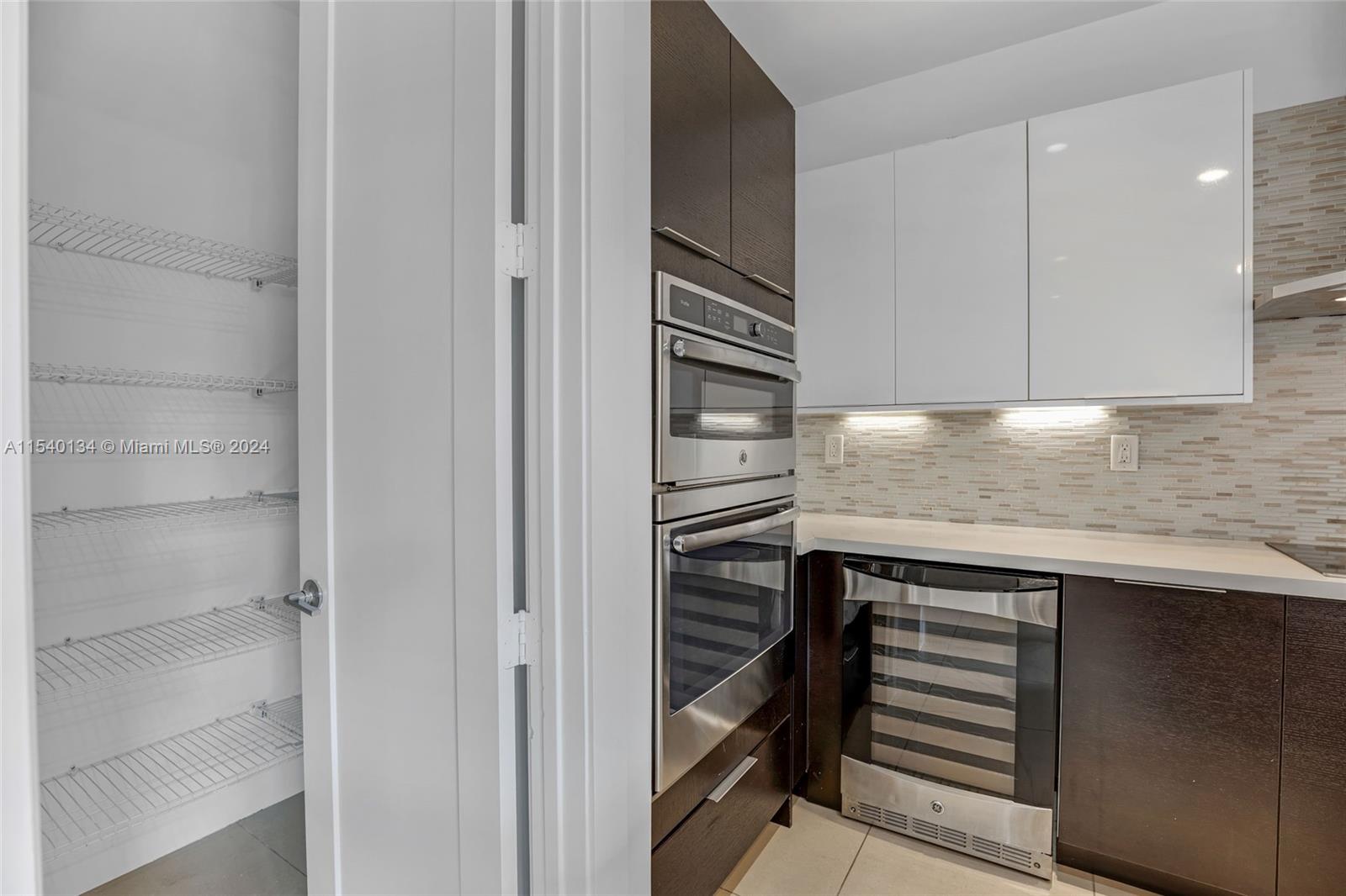 LANDMARK AT DORAL - Residential Lease