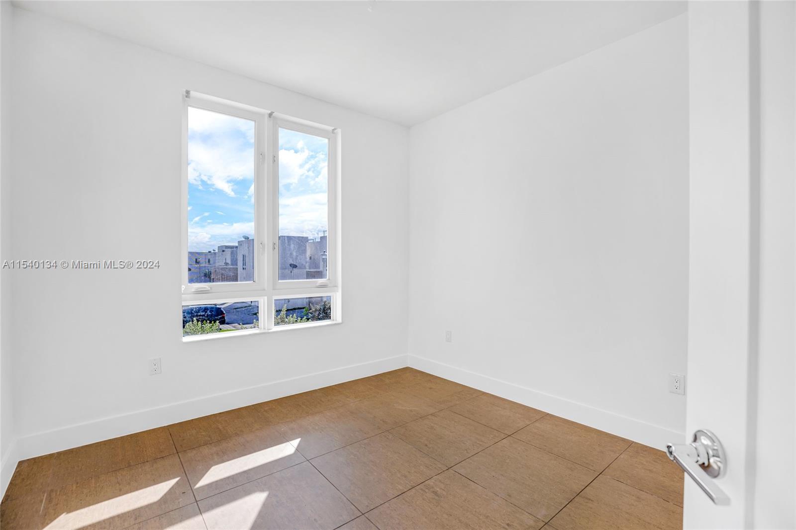 LANDMARK AT DORAL - Residential Lease