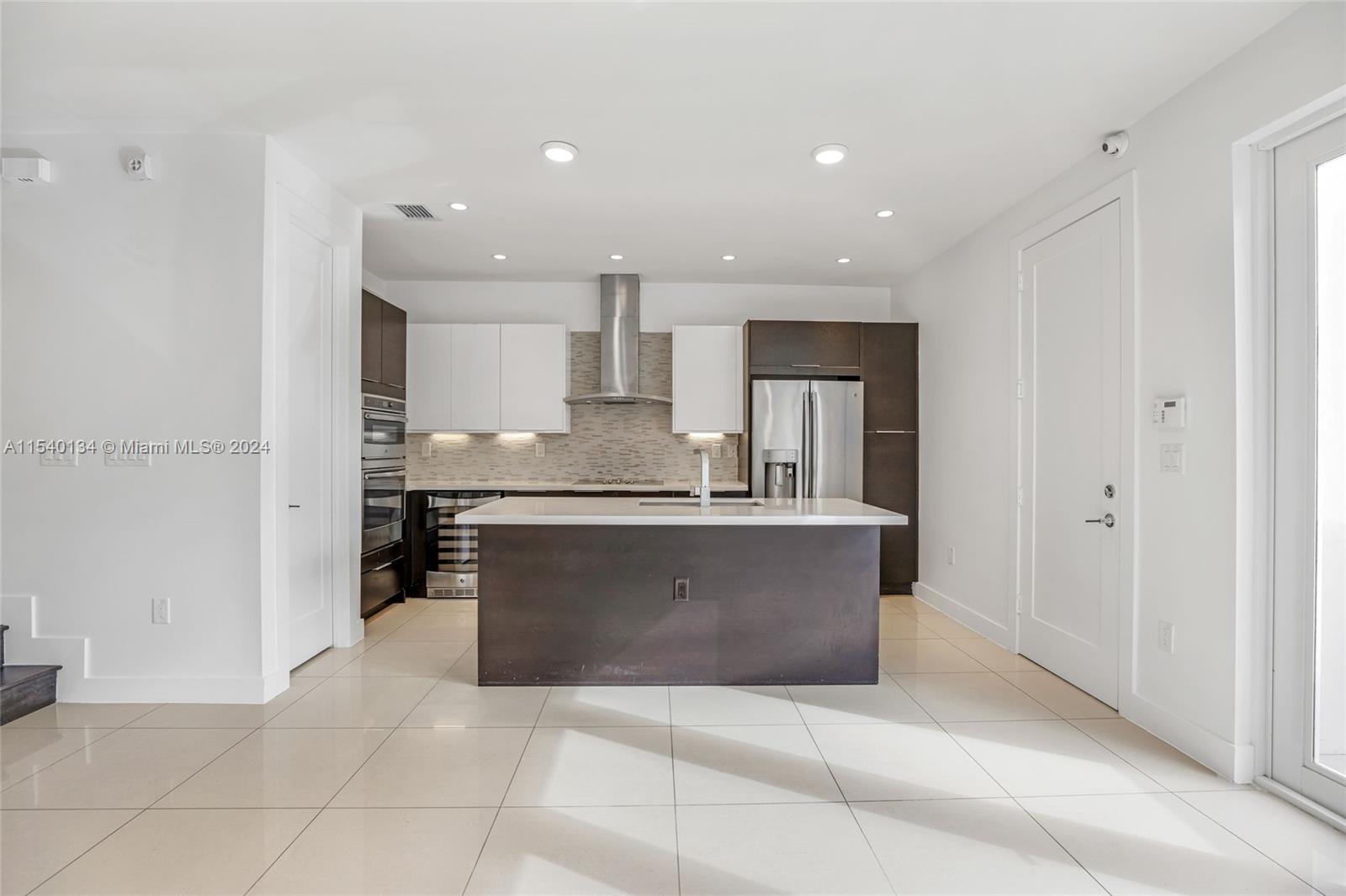 LANDMARK AT DORAL - Residential Lease