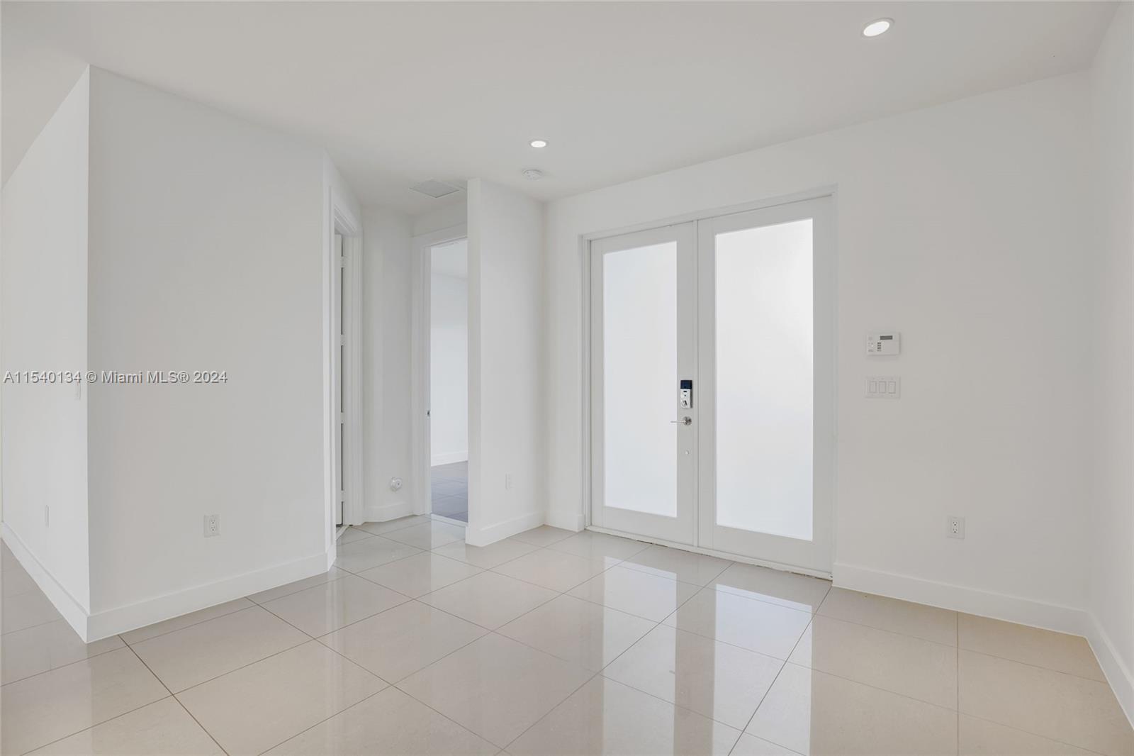 LANDMARK AT DORAL - Residential Lease