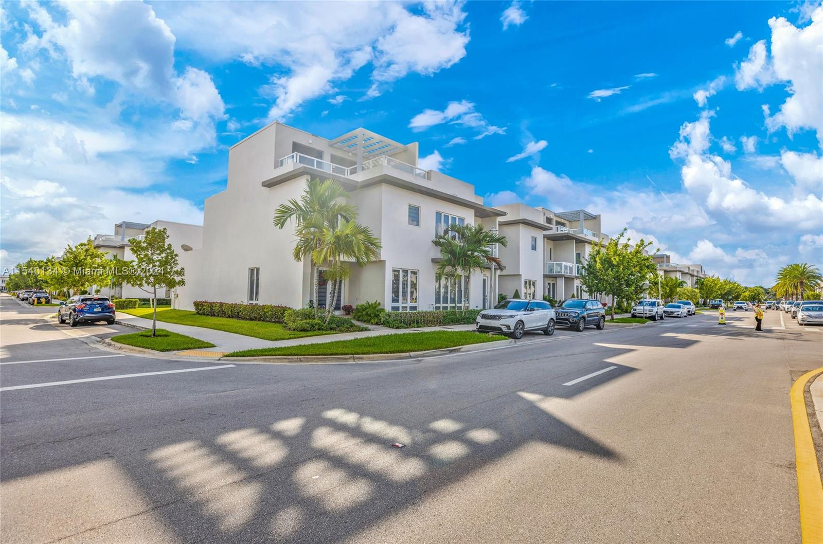 LANDMARK AT DORAL - Residential Lease