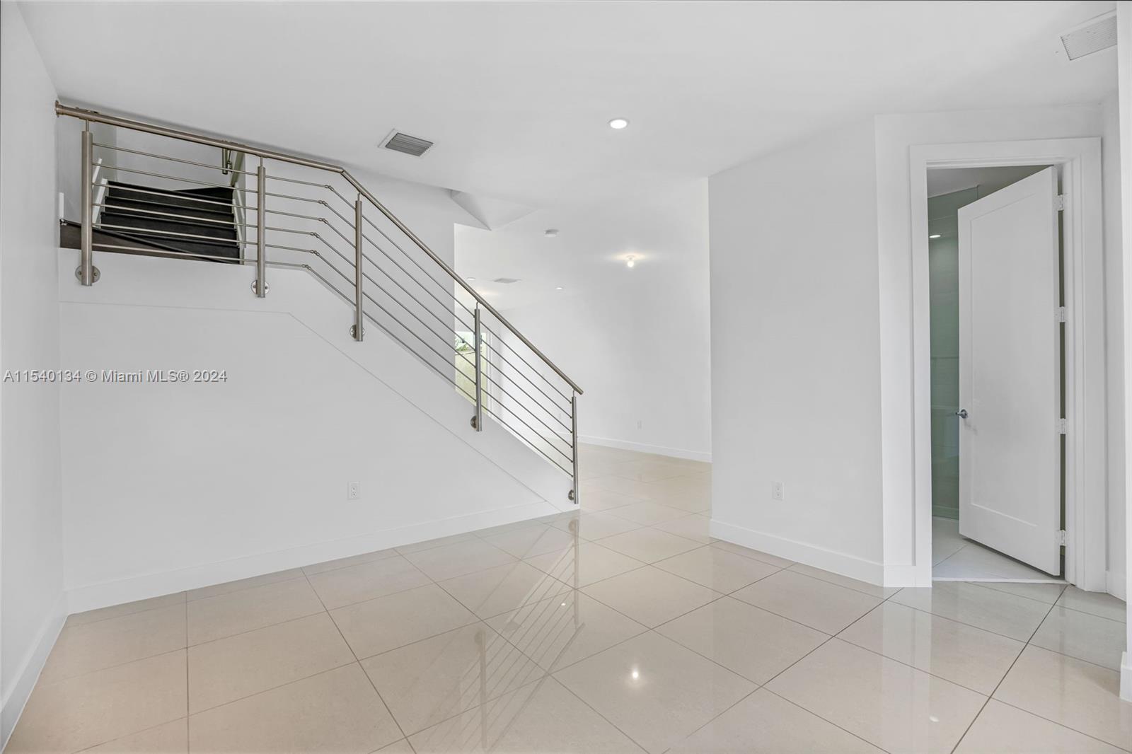 LANDMARK AT DORAL - Residential Lease