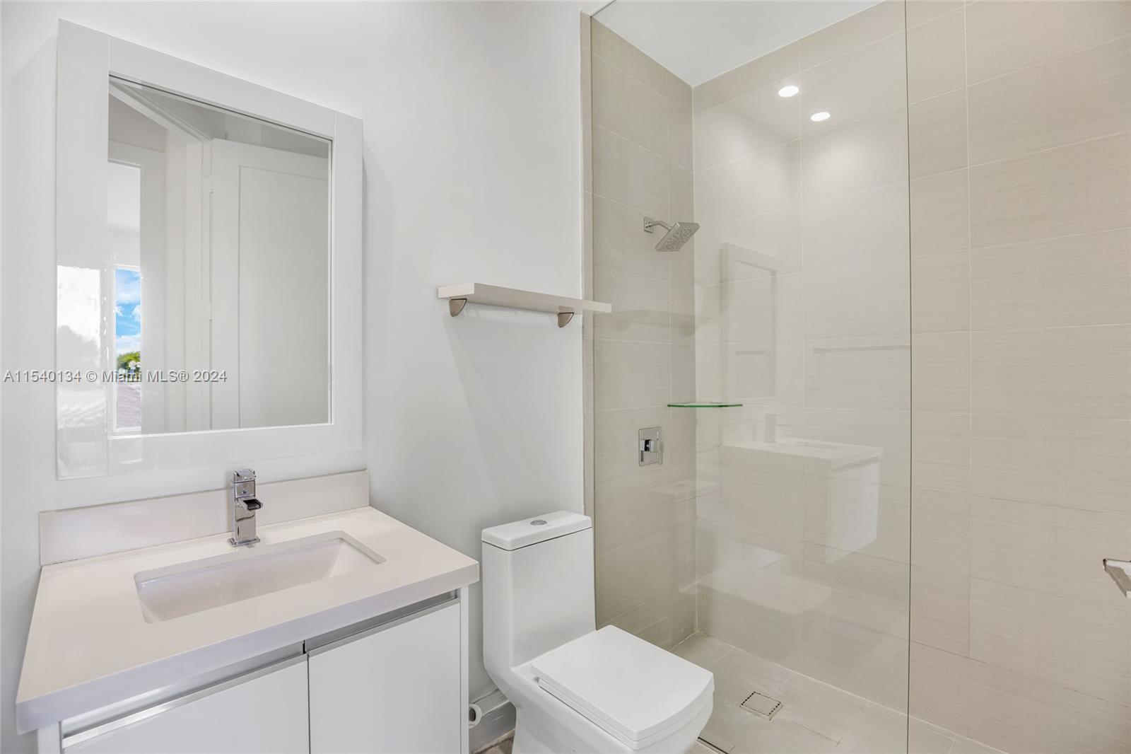 LANDMARK AT DORAL - Residential Lease