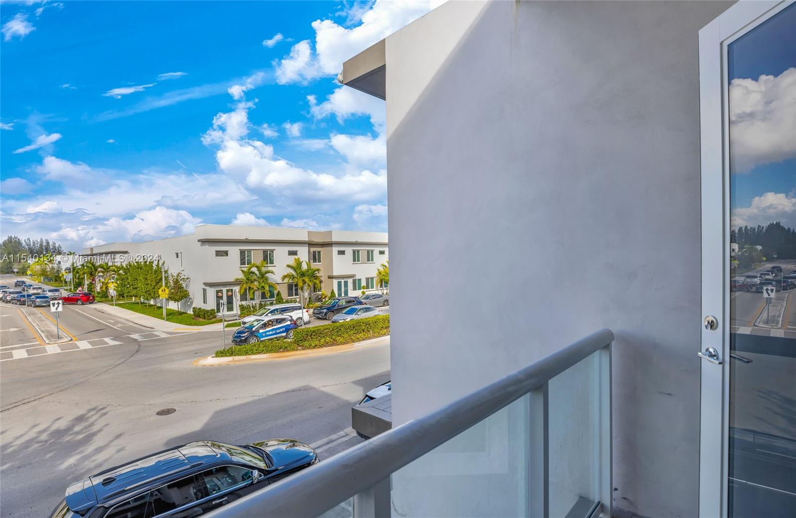 LANDMARK AT DORAL - Residential Lease