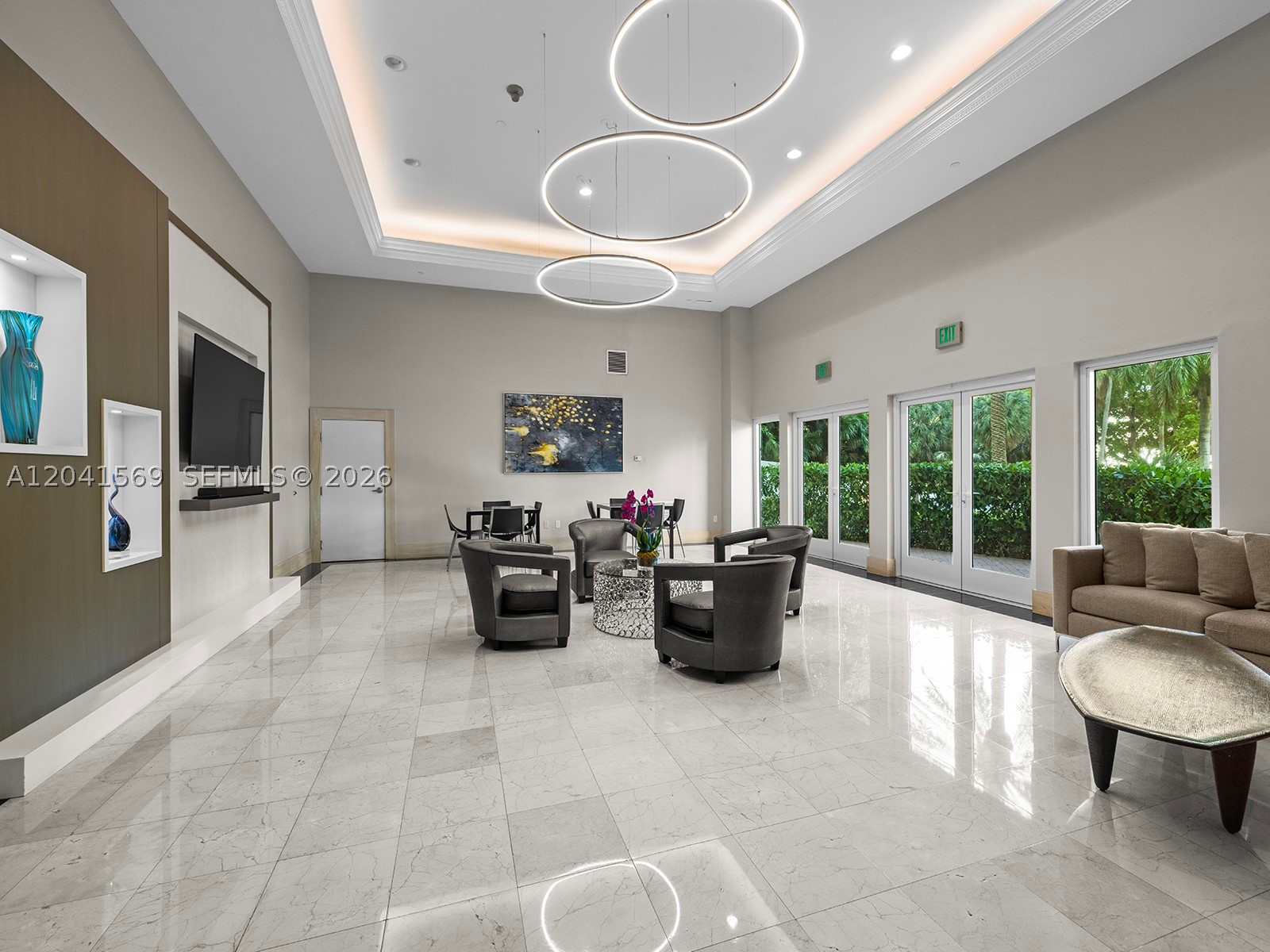 GROVE HILL TOWER CONDO - Residential Lease