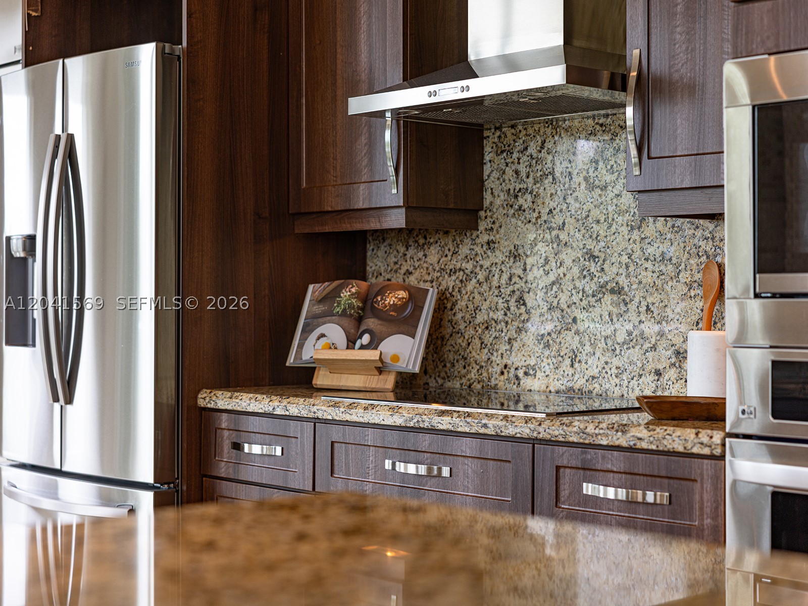 GROVE HILL TOWER CONDO - Residential Lease