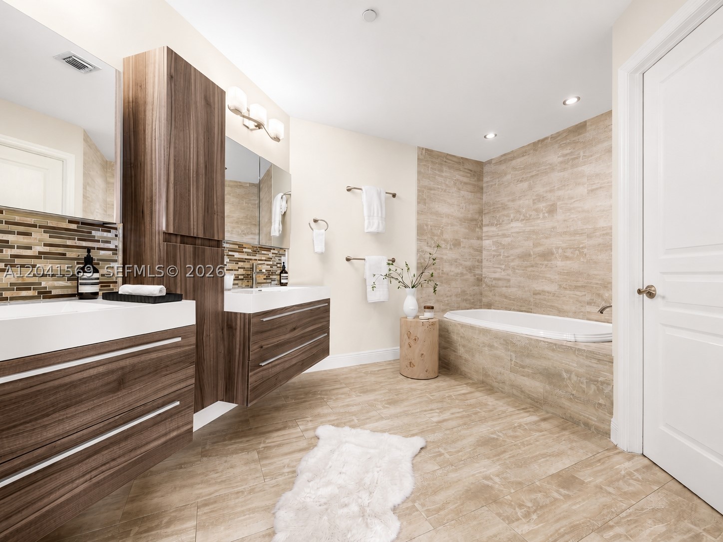 GROVE HILL TOWER CONDO - Residential Lease