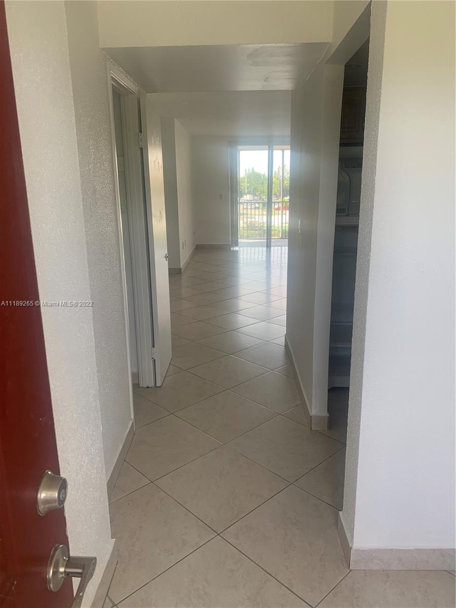 JADE WINDS GROUP - - Residential Lease