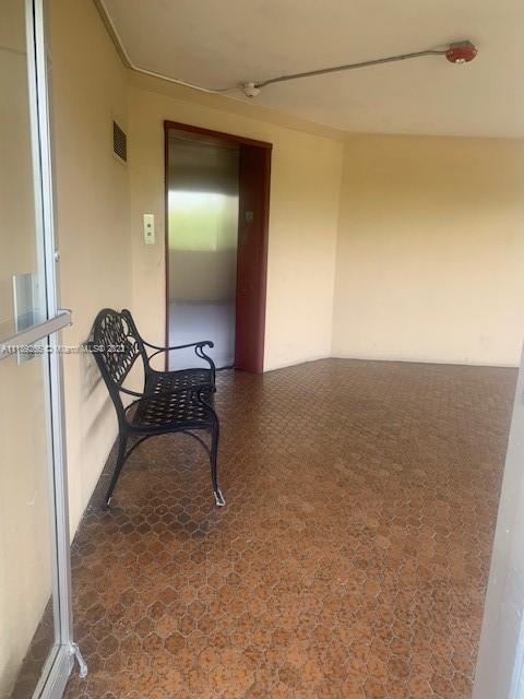 JADE WINDS GROUP - - Residential Lease