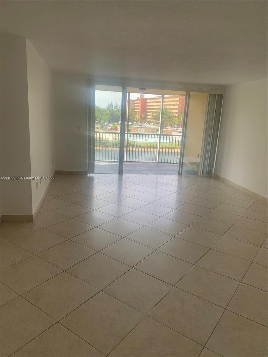 JADE WINDS GROUP - - Residential Lease