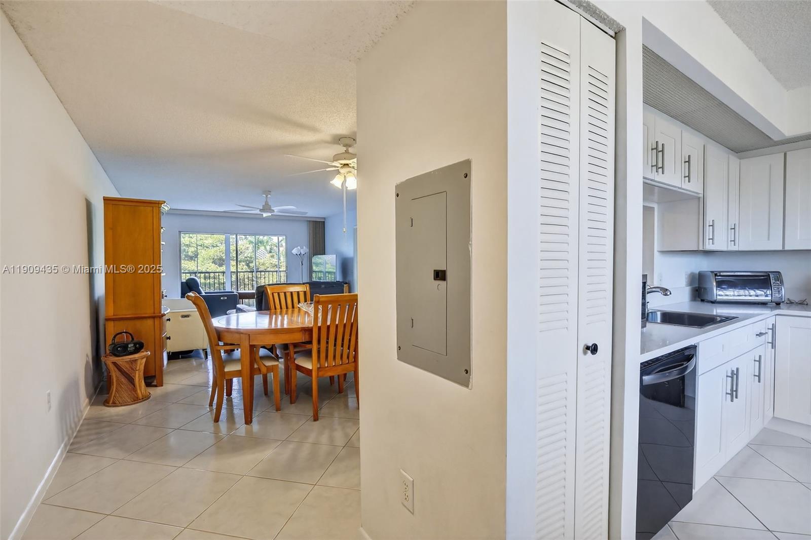 IVANHOE EAST AT CENTURY V - Residential