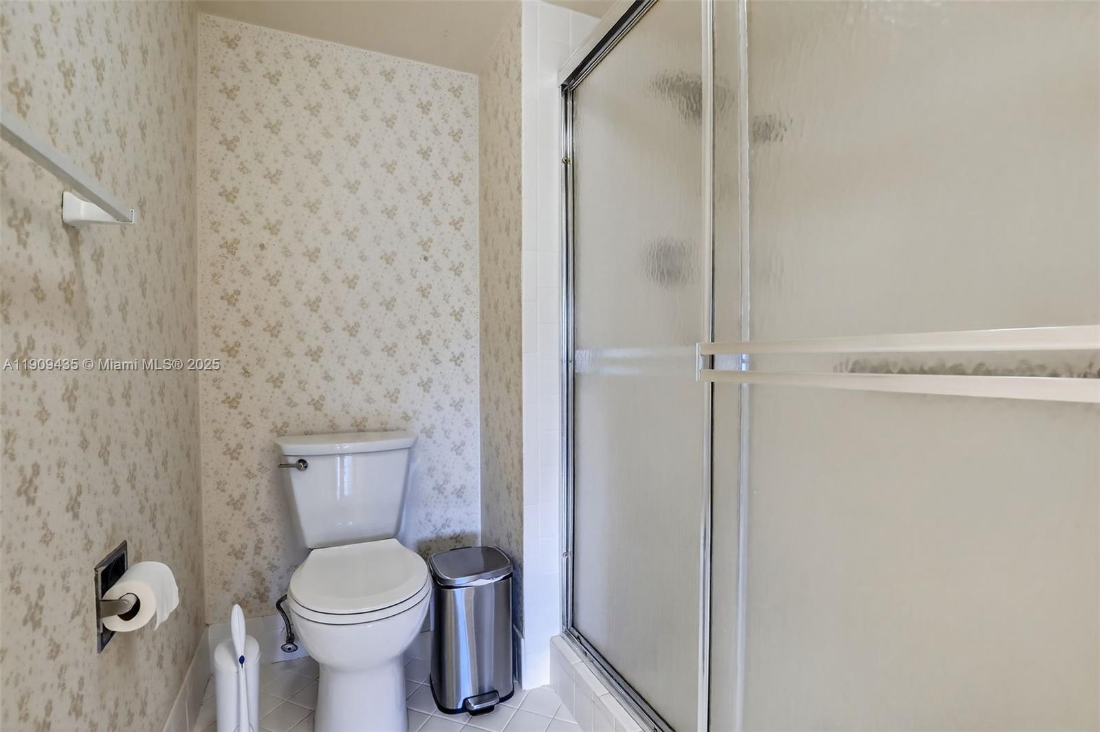 IVANHOE EAST AT CENTURY V - Residential