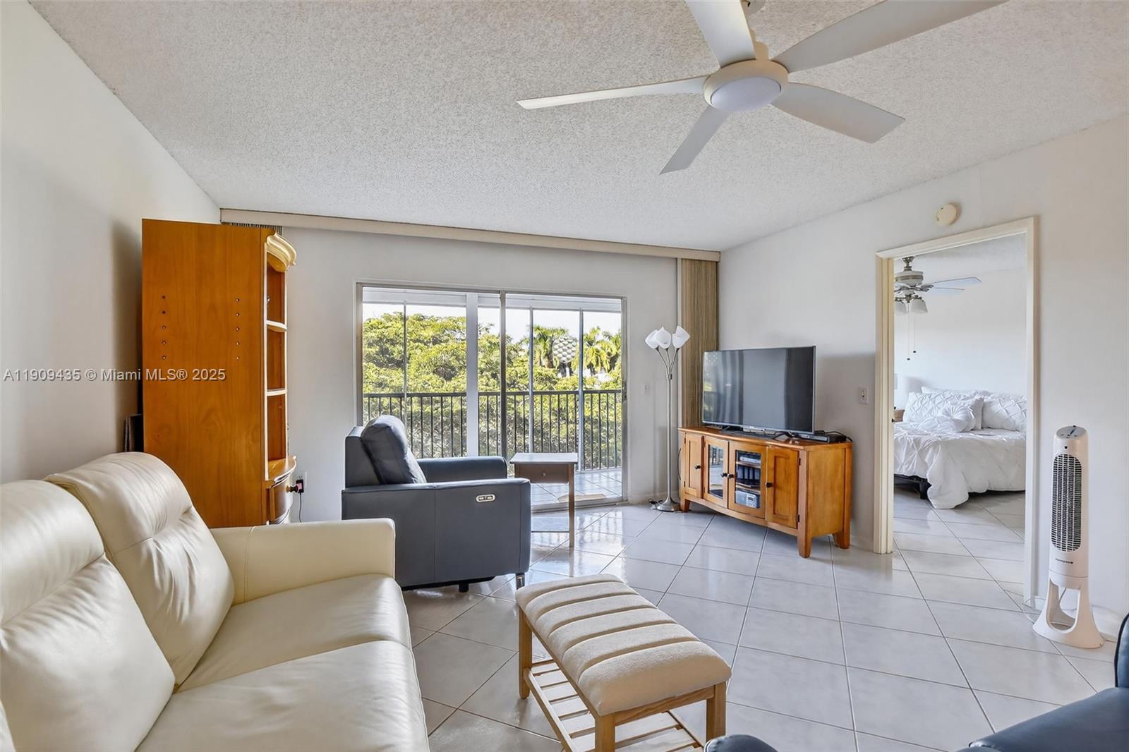 IVANHOE EAST AT CENTURY V - Residential