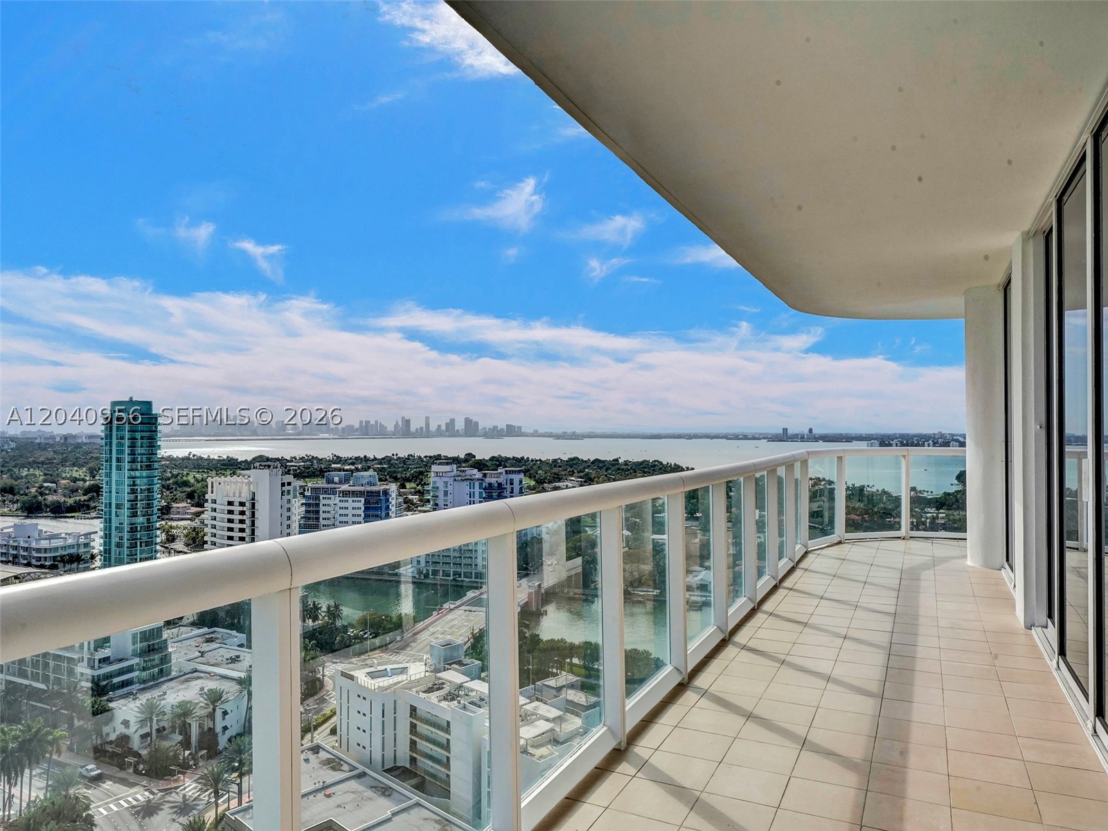 AKOYA CONDO - Residential
