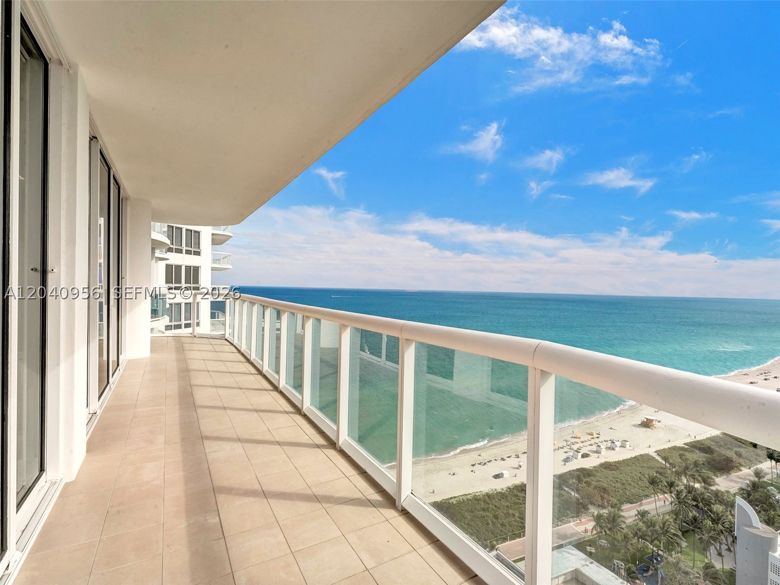 AKOYA CONDO - Residential