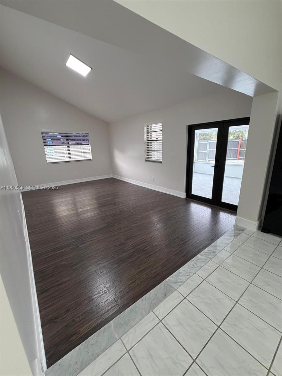 WESTWIND LAKES SEC 4 - Residential Lease