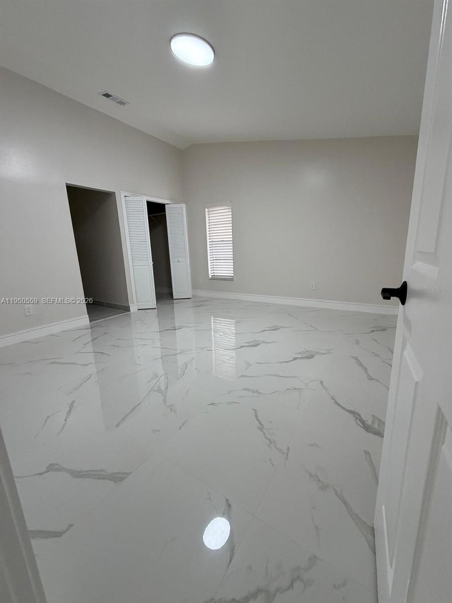 WESTWIND LAKES SEC 4 - Residential Lease