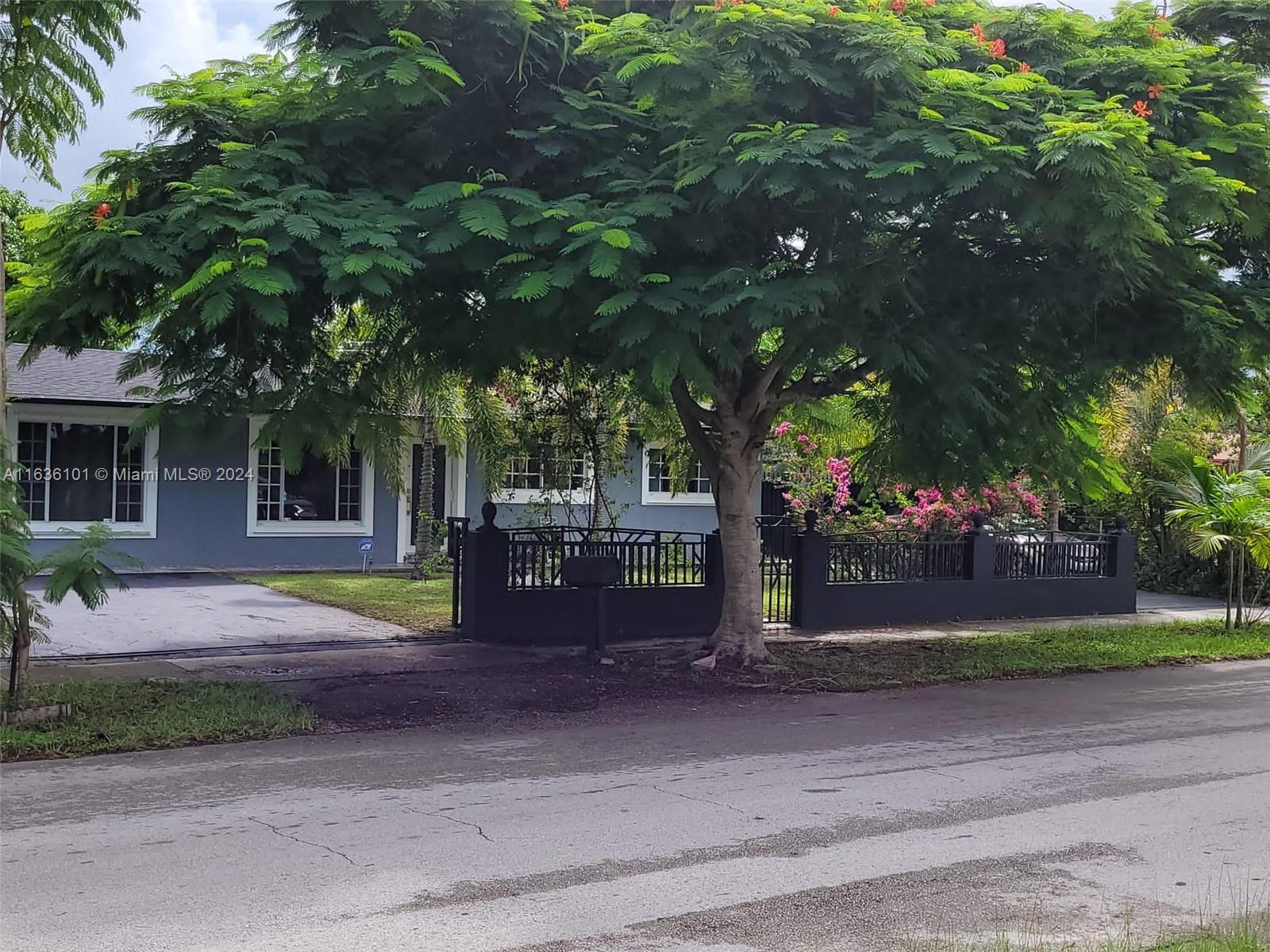 CAROL CITY 3RD ADDN - Residential