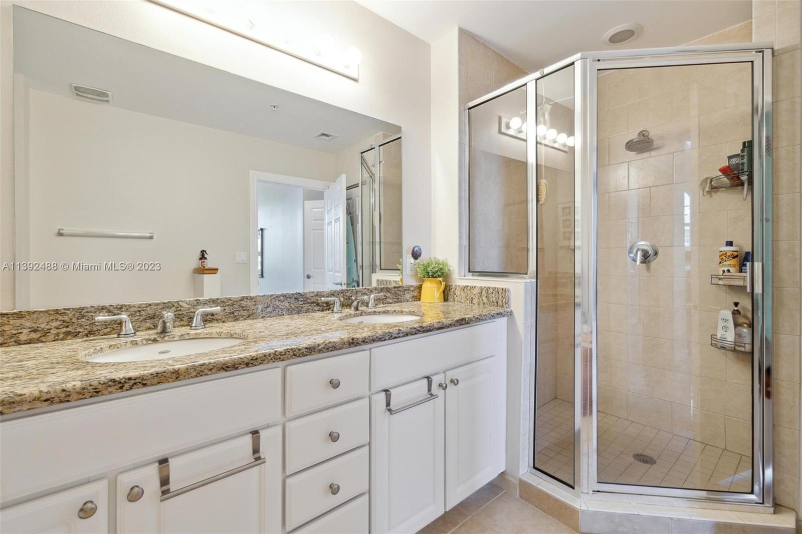 ALAQUA CONDO - Residential