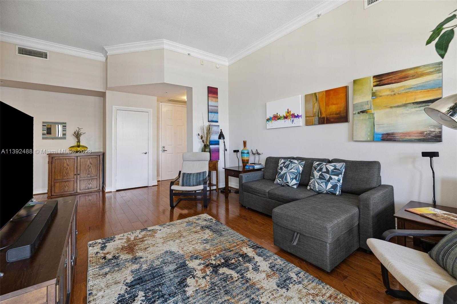 ALAQUA CONDO - Residential