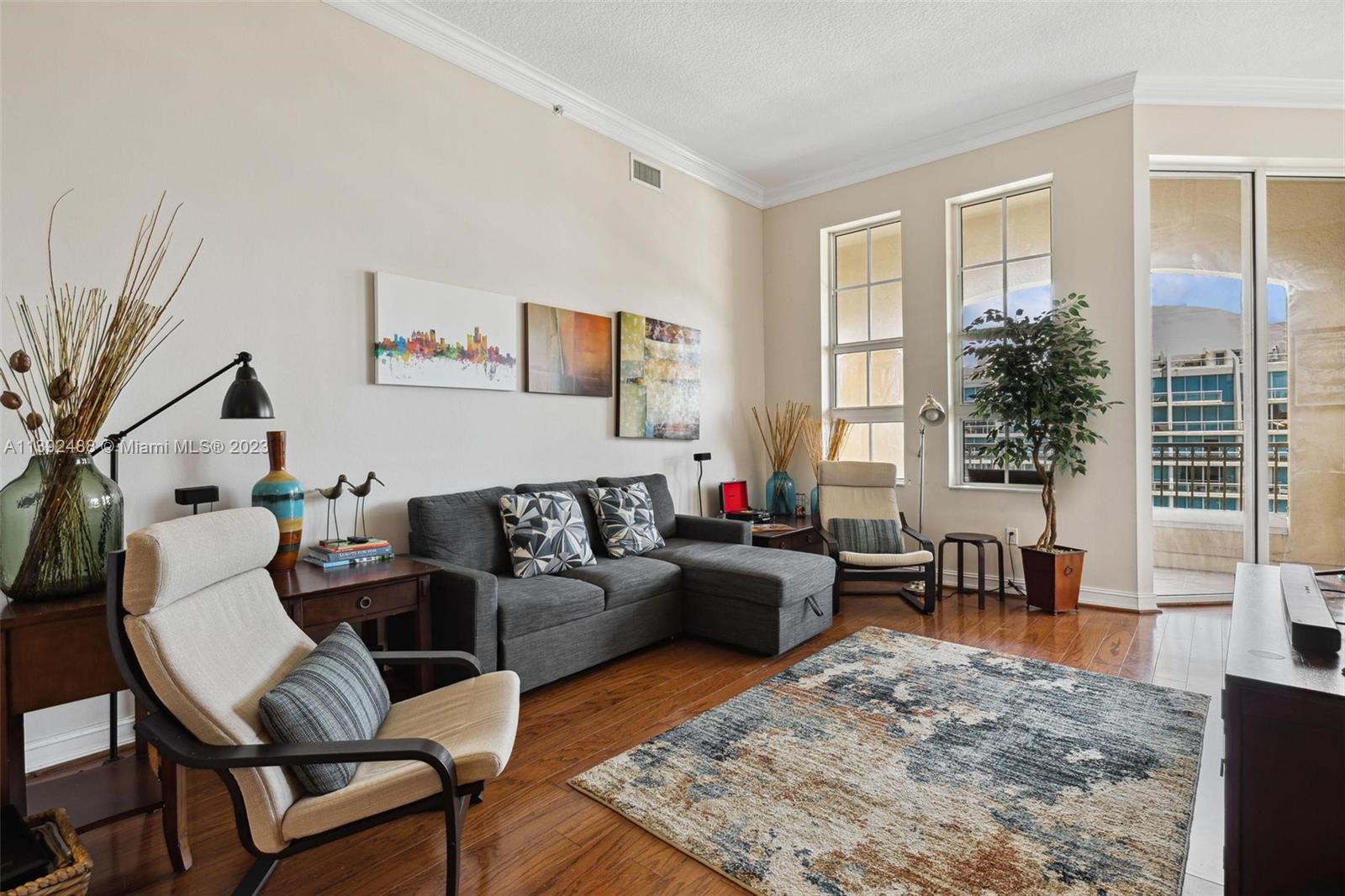 ALAQUA CONDO - Residential