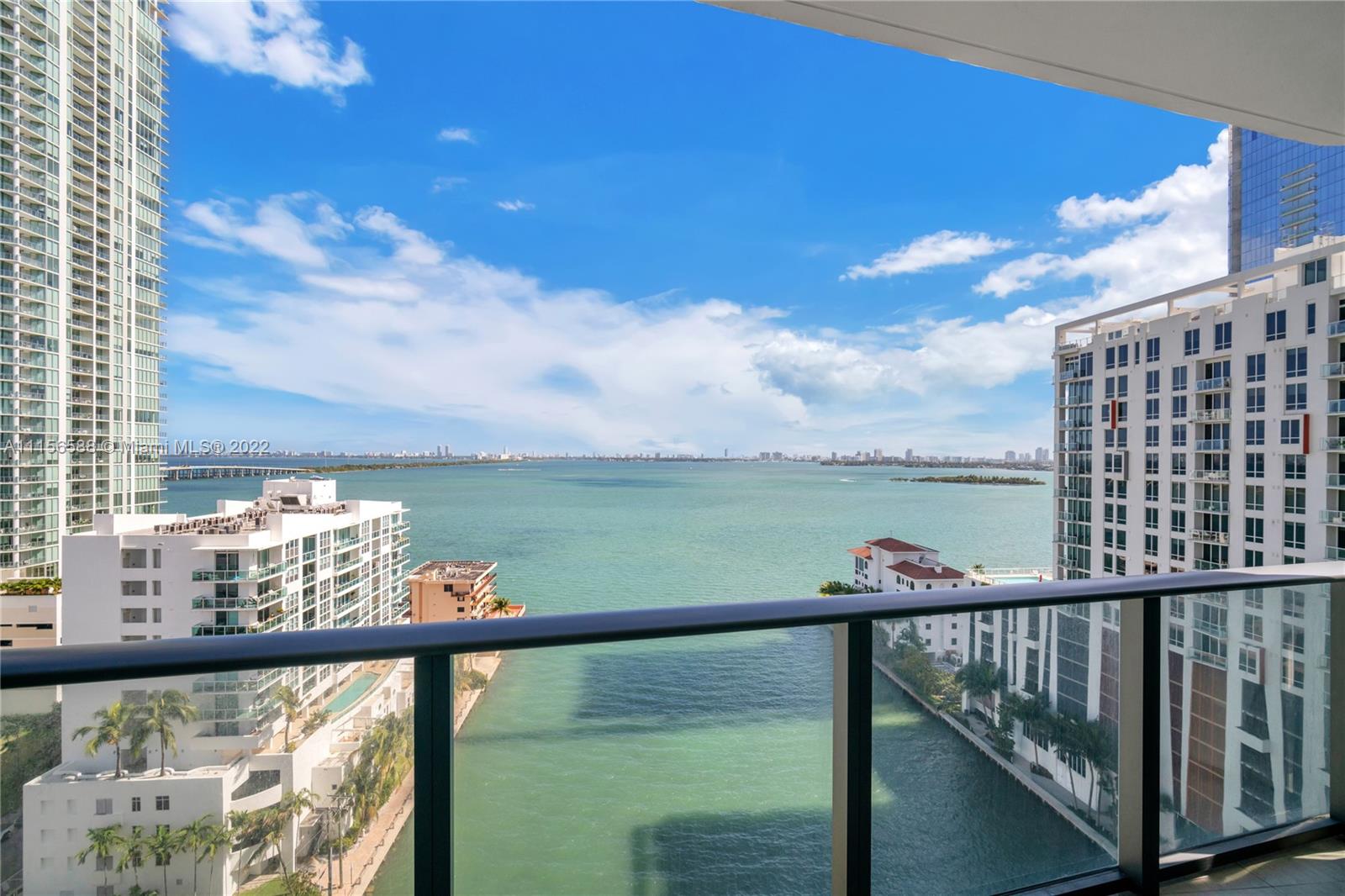 ICON BAY CONDO - Residential