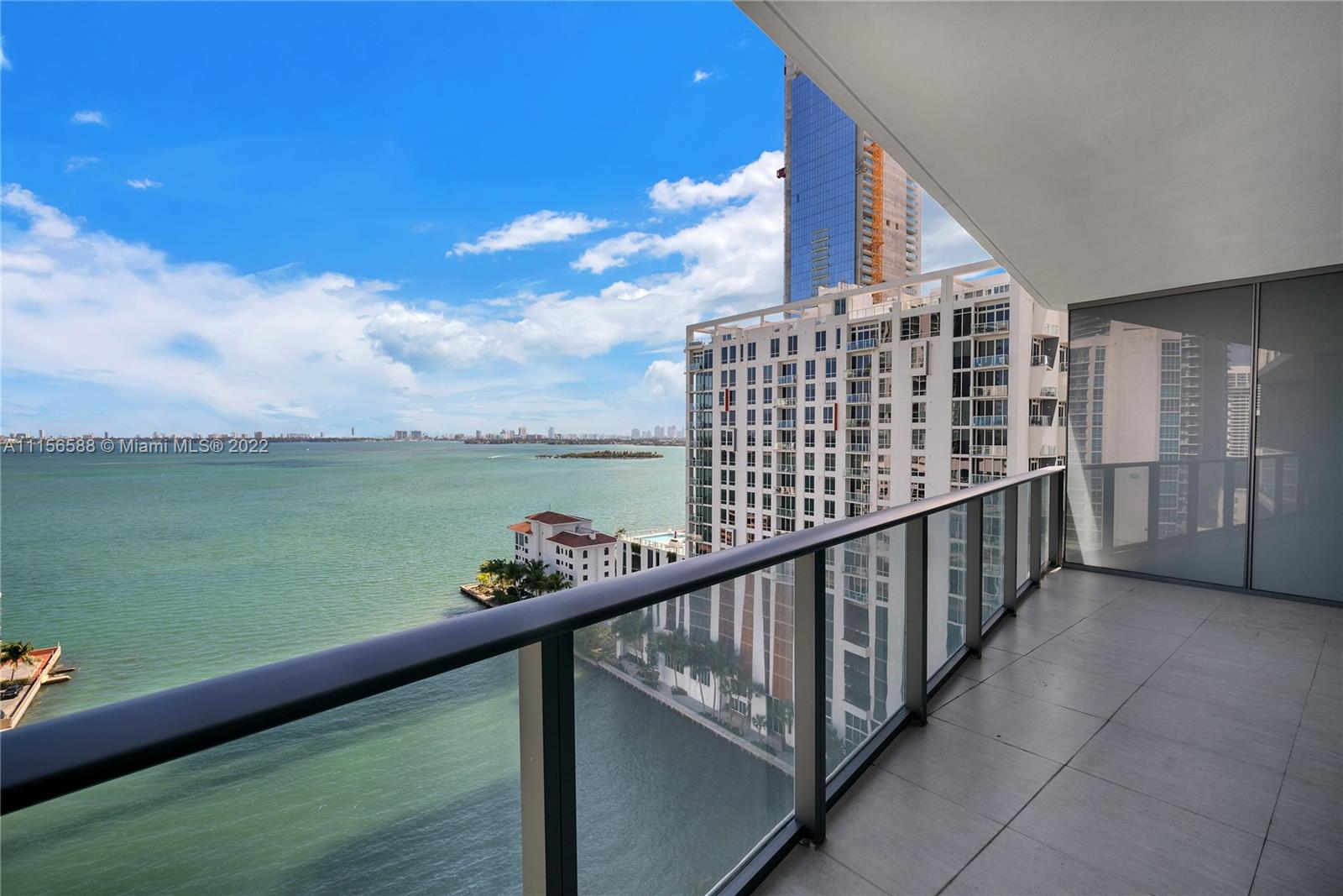 ICON BAY CONDO - Residential