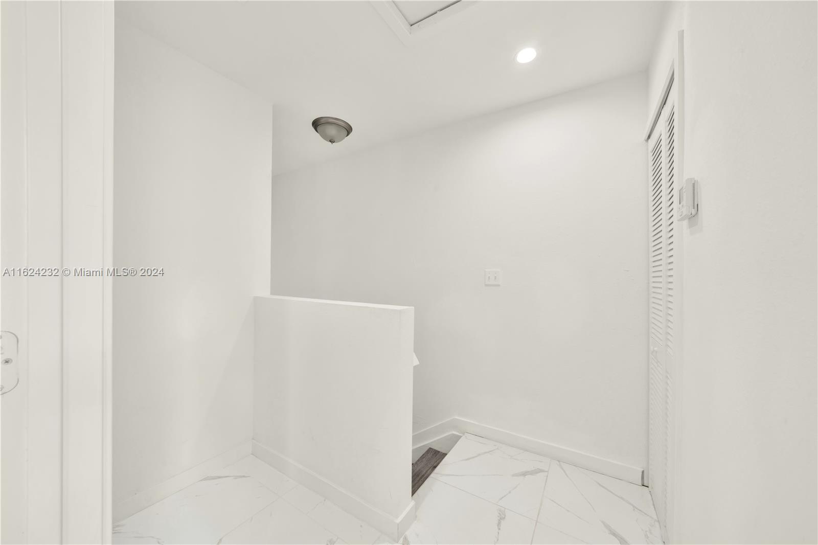 GLENWOOD HEIGHTS ADDN - Residential Lease