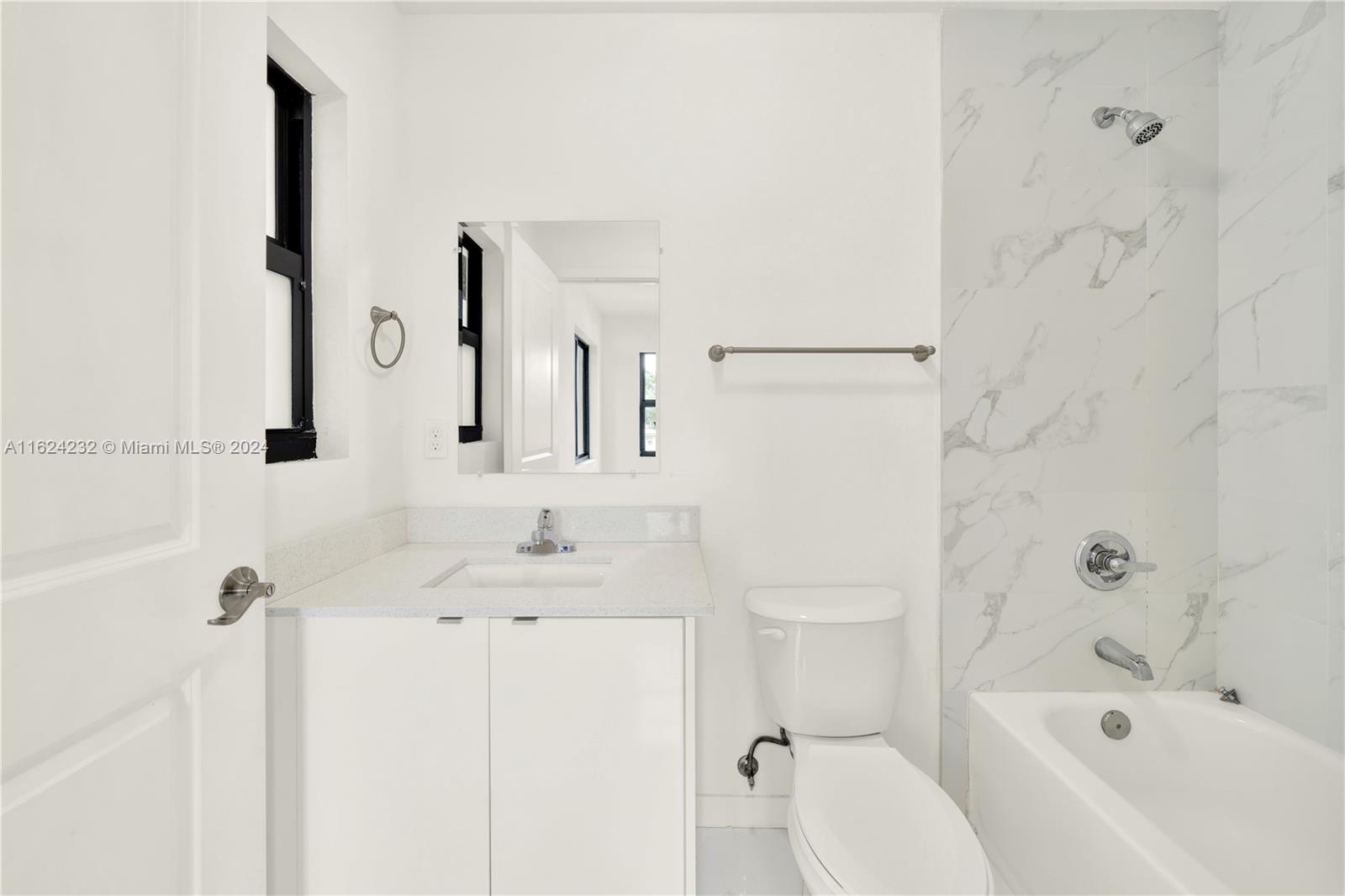 GLENWOOD HEIGHTS ADDN - Residential Lease