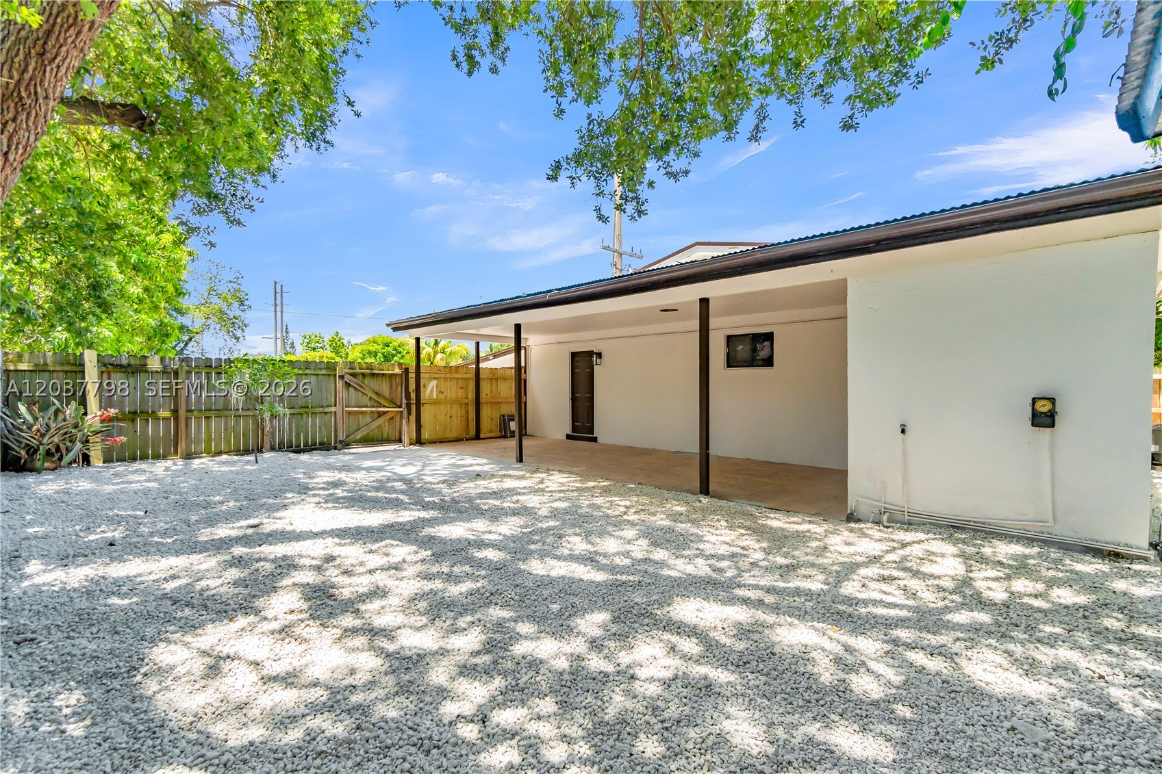 LAKE FOREST SEC 4 - Residential