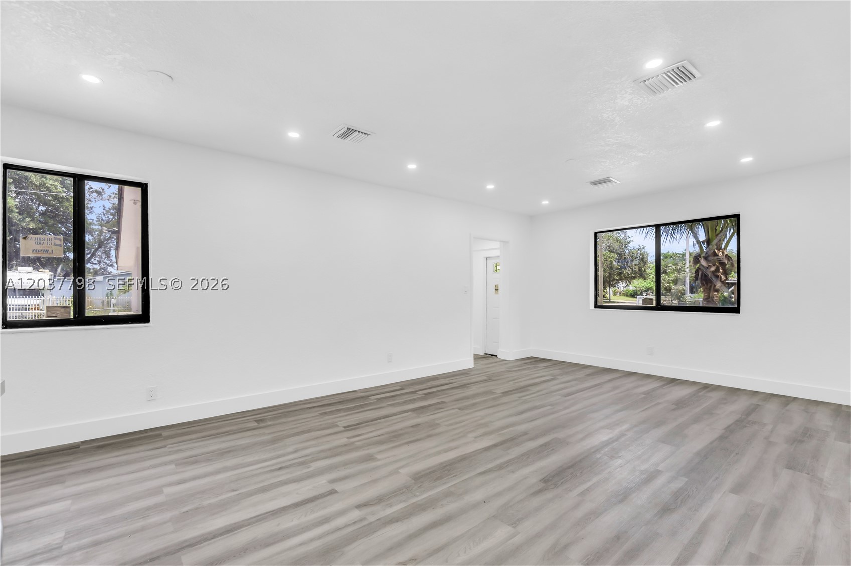 LAKE FOREST SEC 4 - Residential