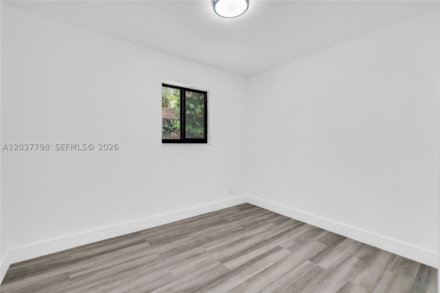 LAKE FOREST SEC 4 - Residential