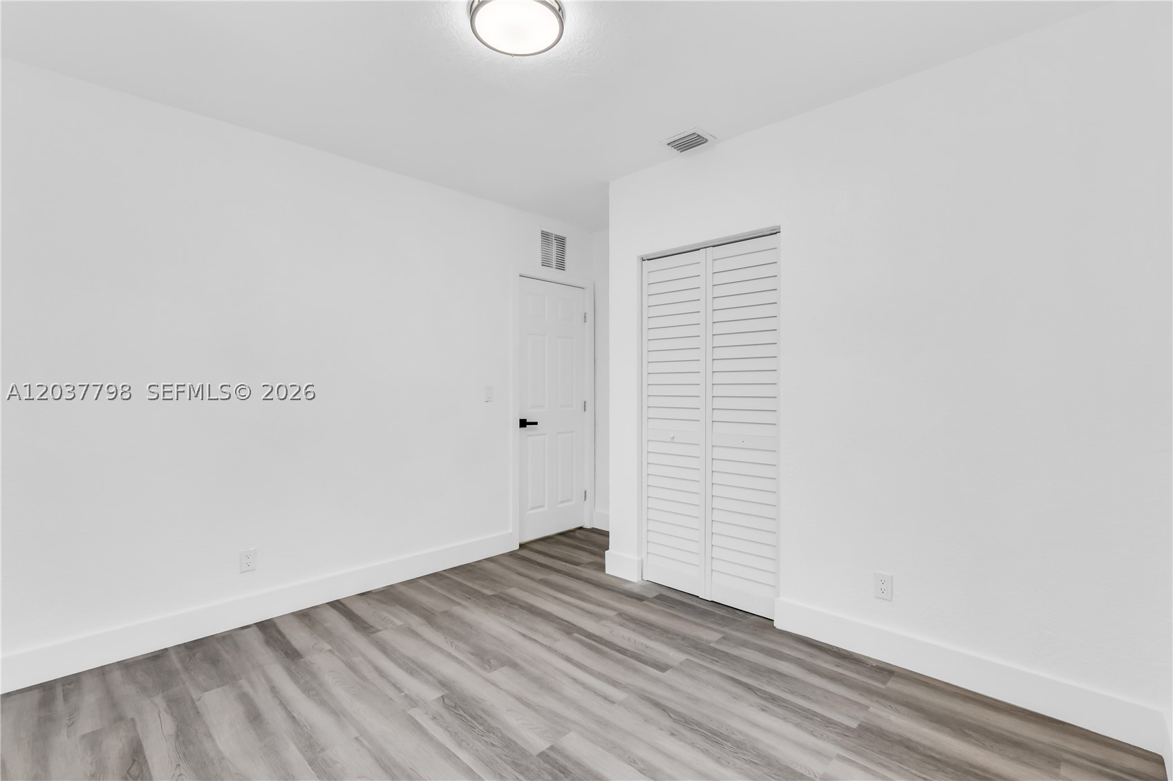 LAKE FOREST SEC 4 - Residential
