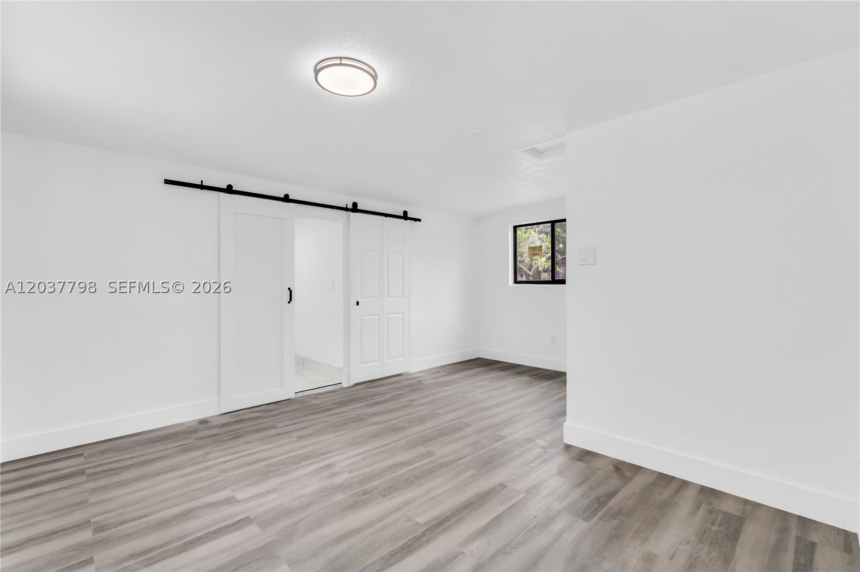 LAKE FOREST SEC 4 - Residential