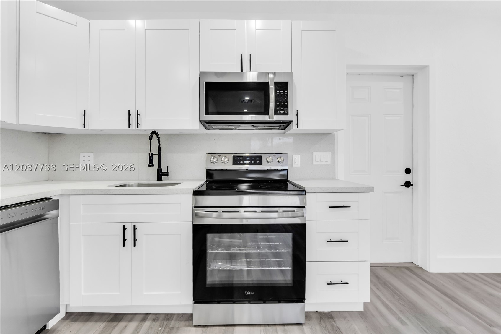 LAKE FOREST SEC 4 - Residential