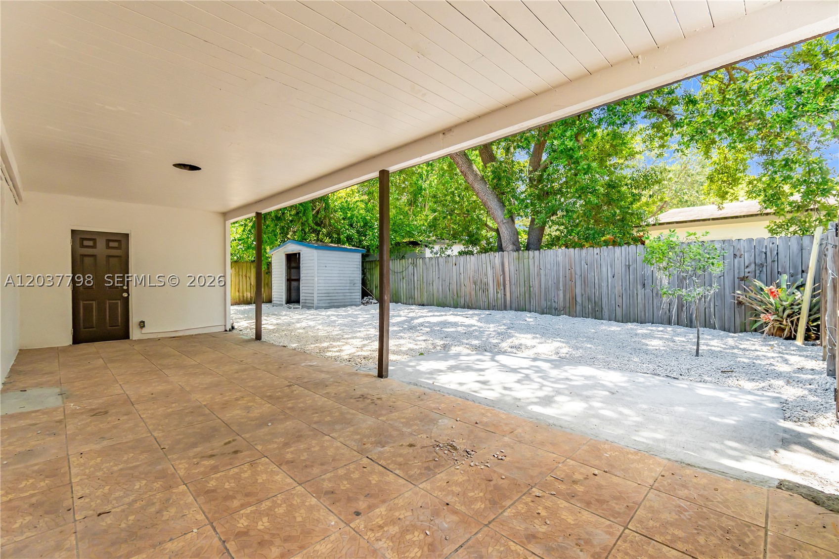 LAKE FOREST SEC 4 - Residential