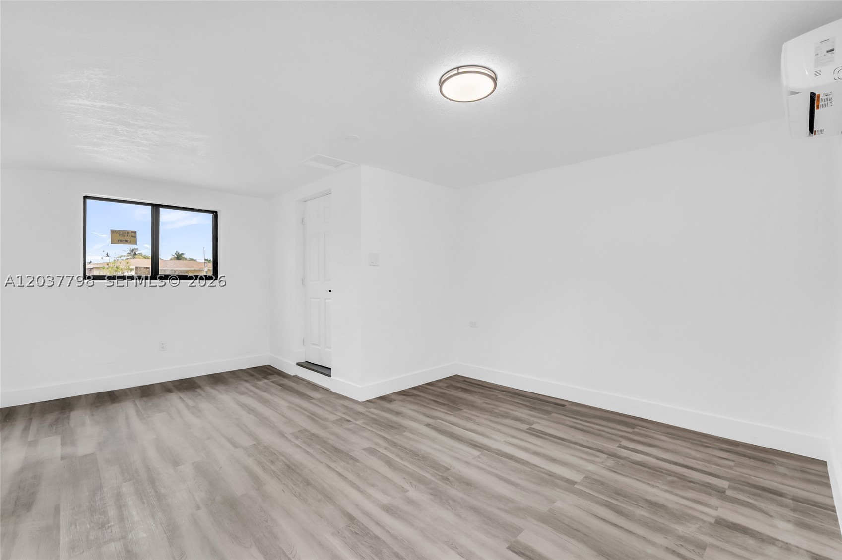 LAKE FOREST SEC 4 - Residential
