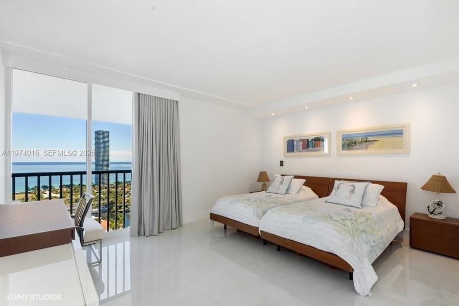TURNBERRY ISLE CONDO - Residential