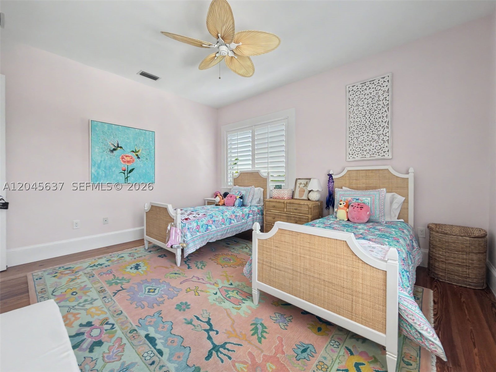 DEERING BAY ESTATES - Residential
