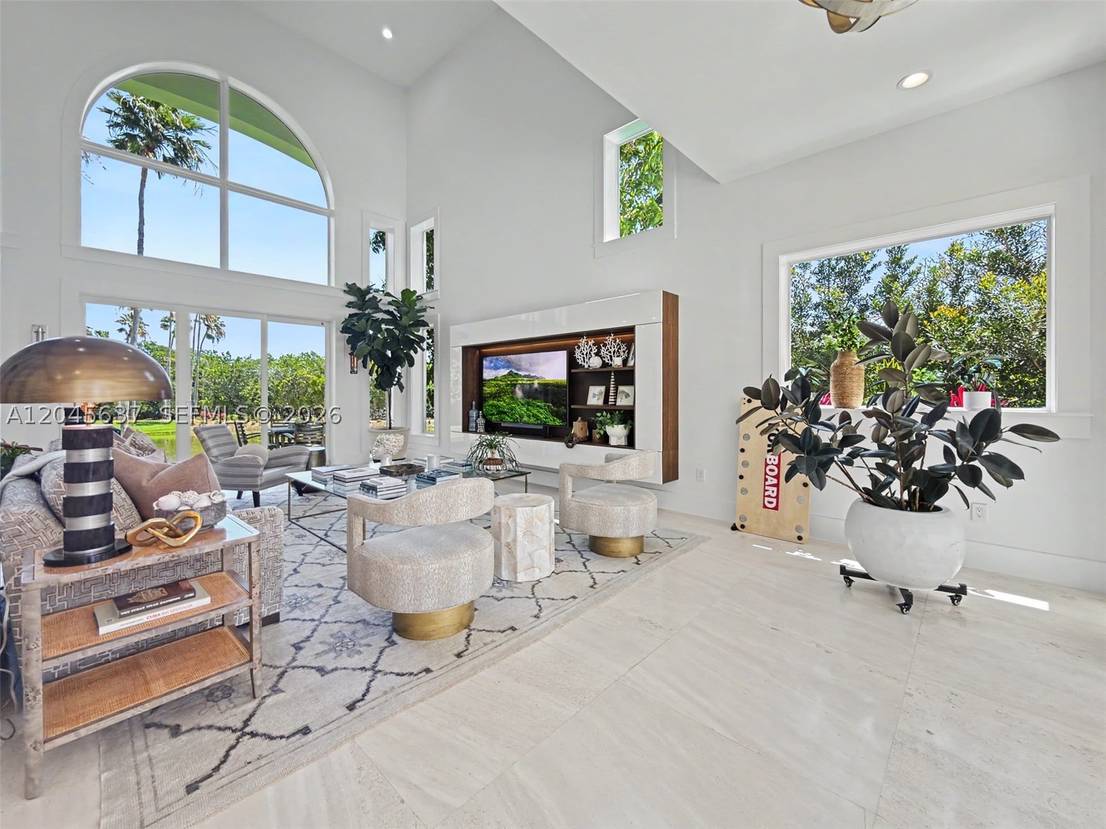 DEERING BAY ESTATES - Residential